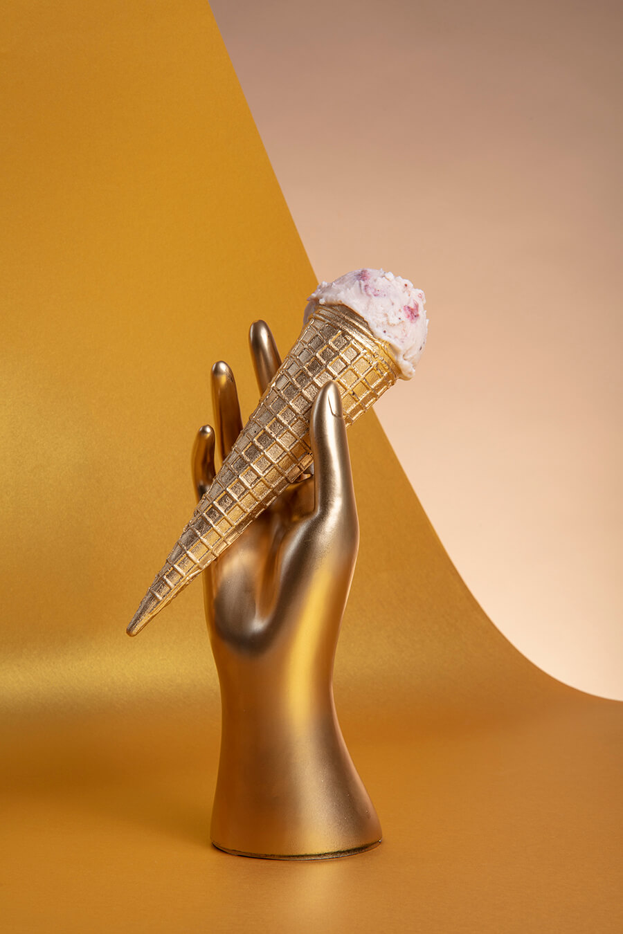 Ce înseamnă când visezi aur galben Ce înseamnă când visezi aur galben