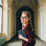 Felicitări și urări pt doamna educatoare