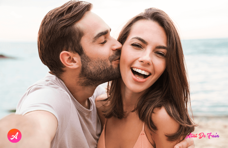 Mesaje de dragoste pentru iubita sau soția