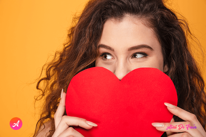 Mesaje frumoase de dragoste pentru El : Ea